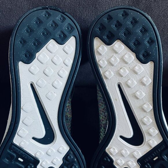 NIKE FLYKNIT RACER MULTICOLOR Rainbow 2016 MENS 11 US 526628-004 Version 1 2013 - Picture 8 of 8